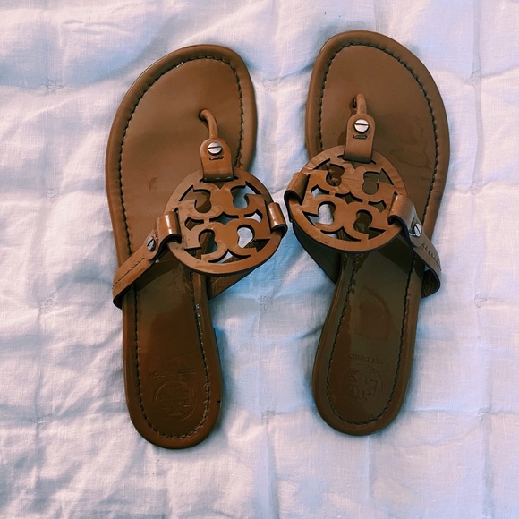 Tory Burch Shoes - Tory Burch Tan Patent Leather Miller Sandals